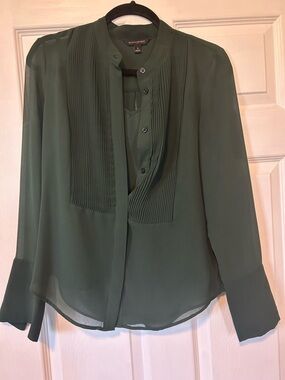Banana Republic Deep Green Pintuck Front Blouse